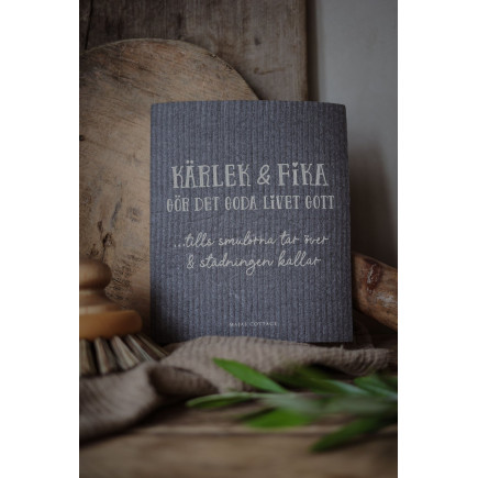 Majas Cottage Disktrasa Kärlek & Fika