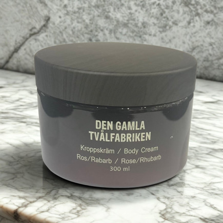 Bodybutter Hudkräm Ros & Rabarber 300 ml