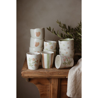 Majas Cottage Mugg A cozy mug of warm hugs Majas Cottage Mugg A cozy mug of warm hugs