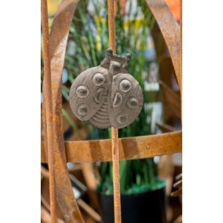 Nyckelpiga Metall Magnet 9 cm